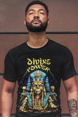 Camiseta de calavera egipcia con una versión demoniaca del faraón. Ideal para los que les gustan las camisetas egipcias o con motivos egipcios