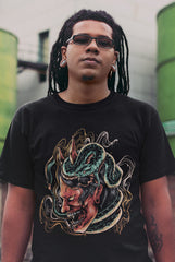 Camiseta con máscara hannya