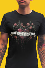 Camiseta personalizada para regalar con un diseño espectacular al más puro estilo tatuaje. Puedes poner el nombre que quieras (tu chica, tu chico, tus hijos...). Ideal como regalo de cumpleaños, regalo de aniversario, regalo día de los enamorados, regalo de Navidad...
