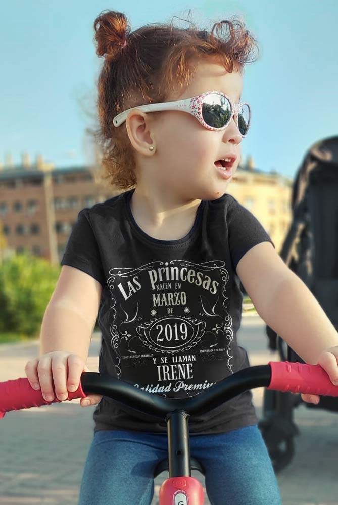 Camiseta de niña personalizada
