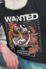 Camiseta de hooligans con el monstruo de Tasmania bebiendo cerveza al más puro estilo supporter británico. La mejor camiseta del monstruo de Tasmania