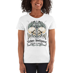 White fortitudo et sapientia women's t-shirt